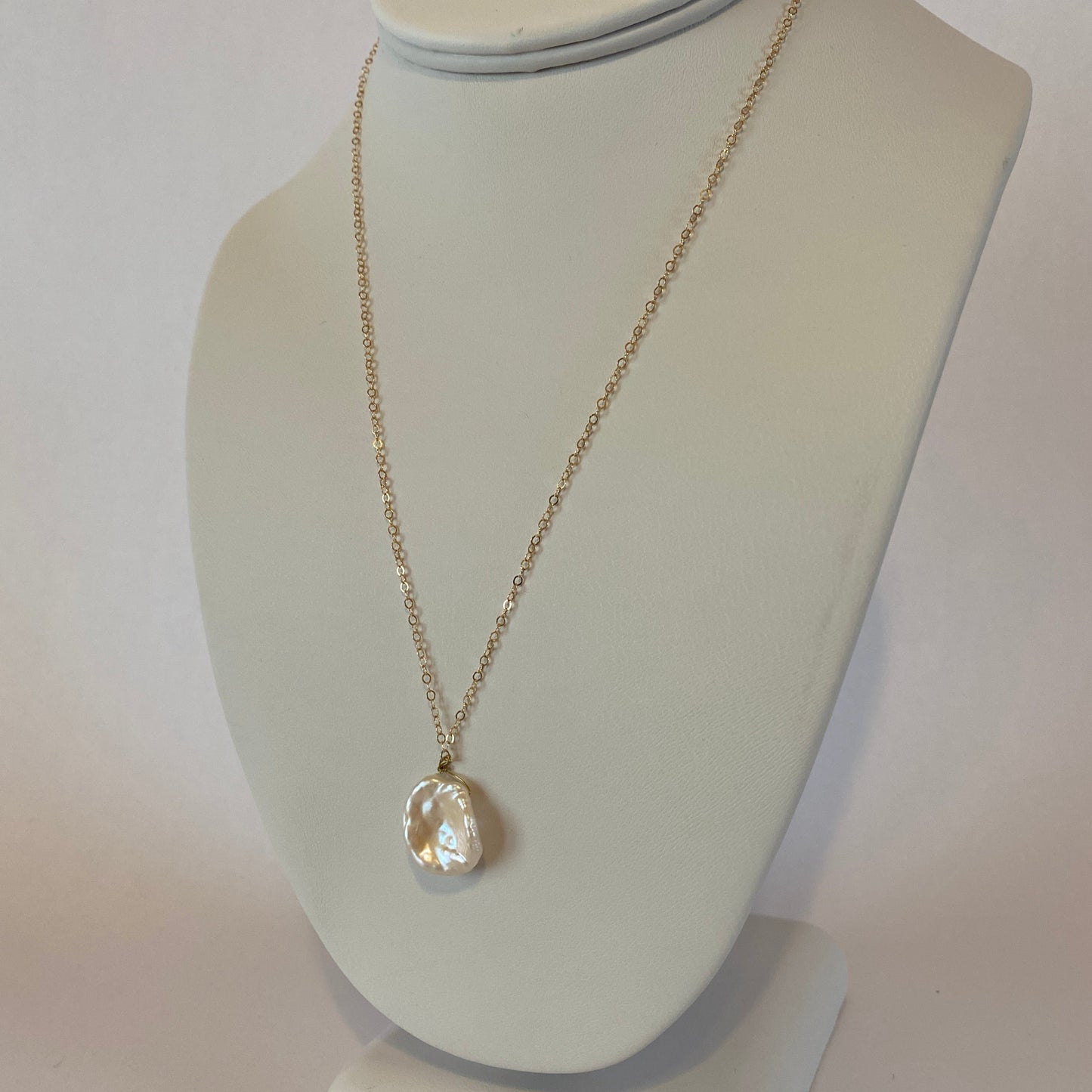 DN Dainty Chain Keshi Pearl Pendant