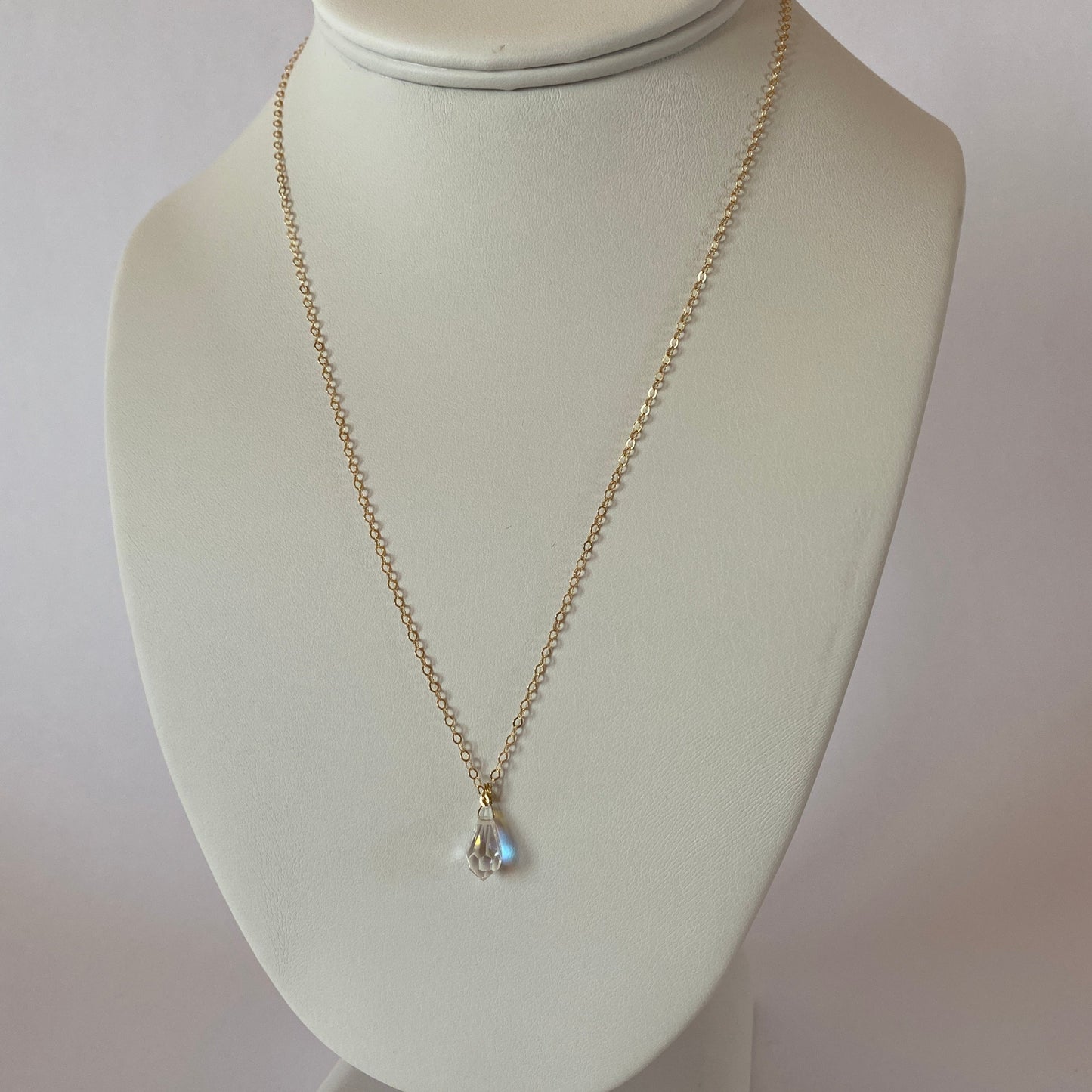 DN Dainty Chain Clear Teardrop