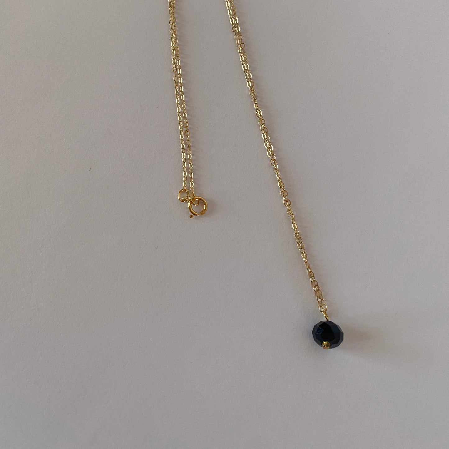 DN Dainty Chain Black Round