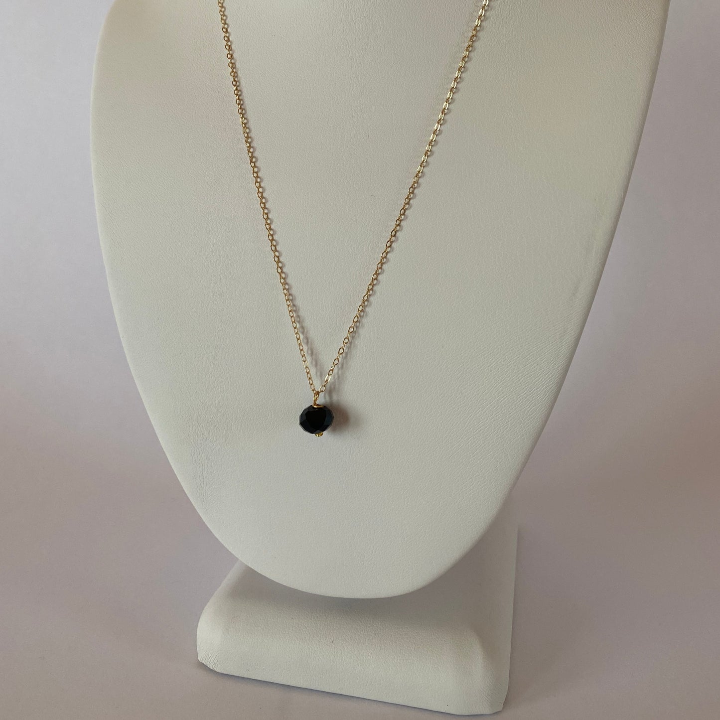DN Dainty Chain Black Round
