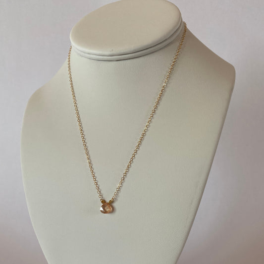 DN Dainty Chain Peach Round